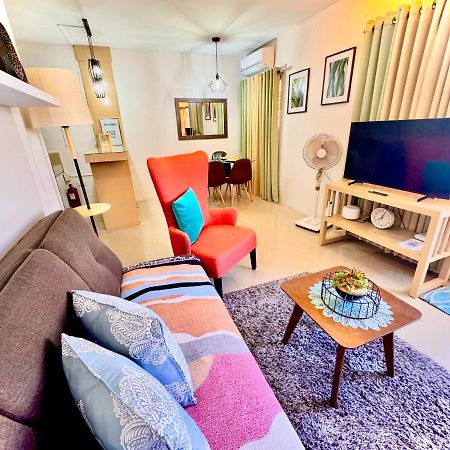 Fully Furnished Apartment With Netflix And Wifi Batangas Exterior photo