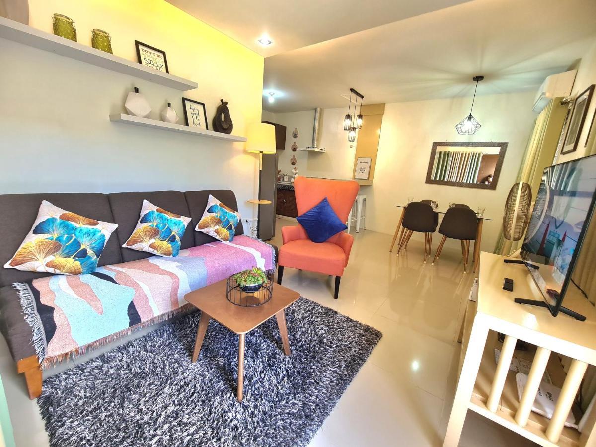 Fully Furnished Apartment With Netflix And Wifi Batangas Exterior photo