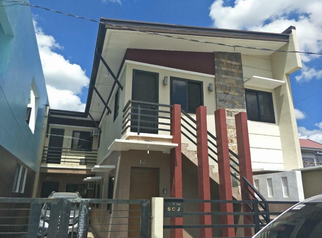 Fully Furnished Apartment With Netflix And Wifi Batangas Exterior photo